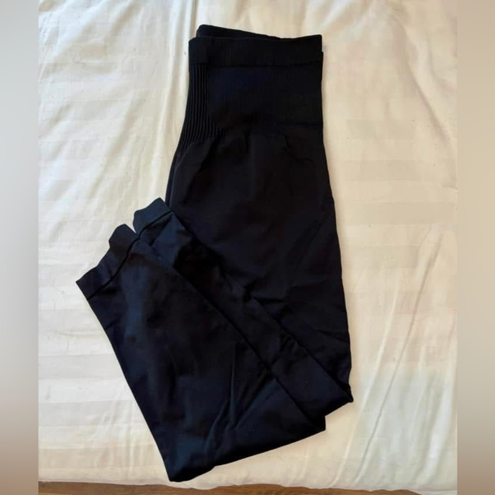 Maternity leggings